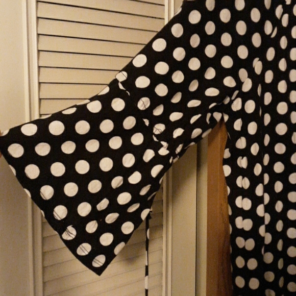 Michael Kors Black and White Polka Dot Flowy Top - Picture 2 of 3